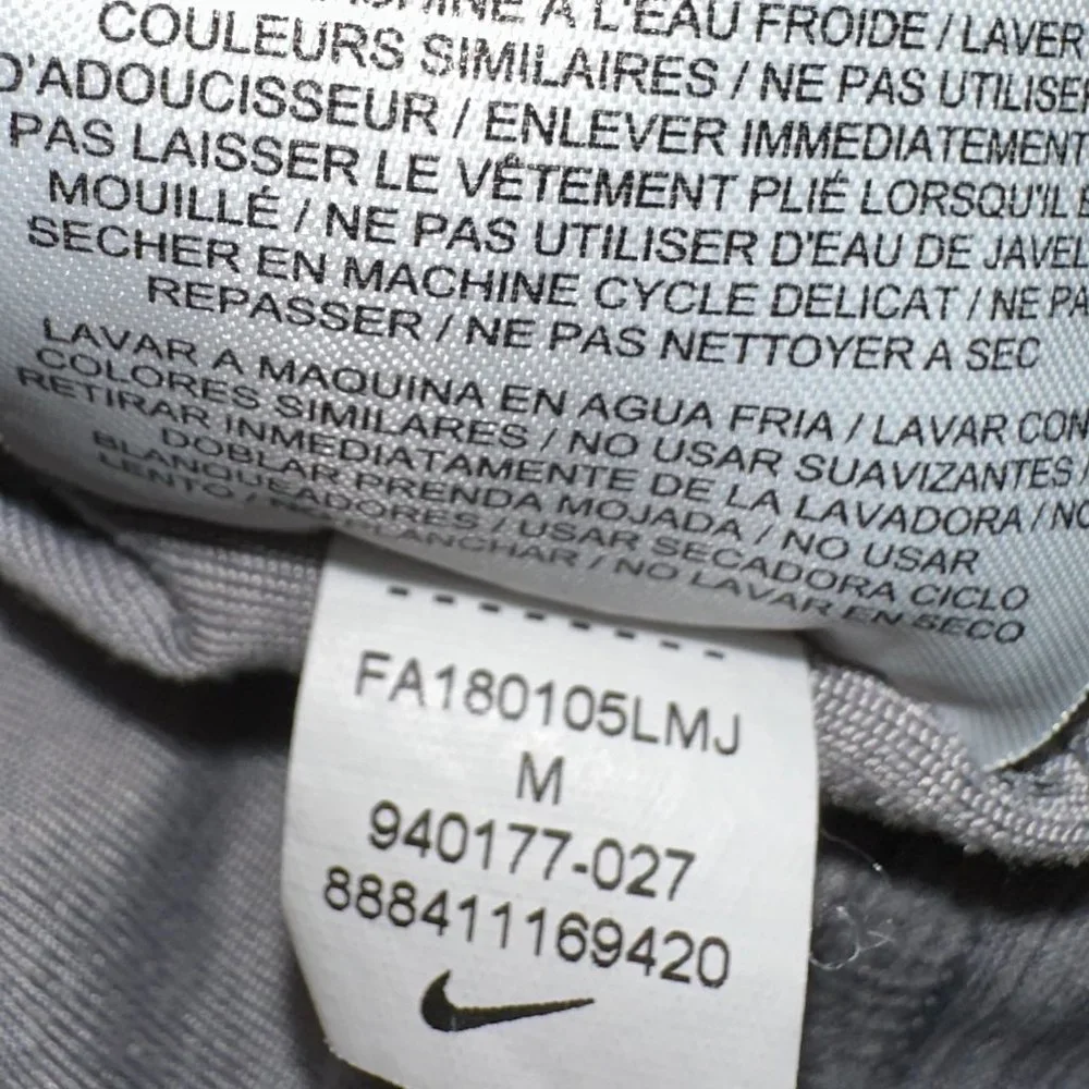 Nike Men's Dri-Fit Quarter Zip Grey Pullover Lightweight‎ Jacket Size Medium